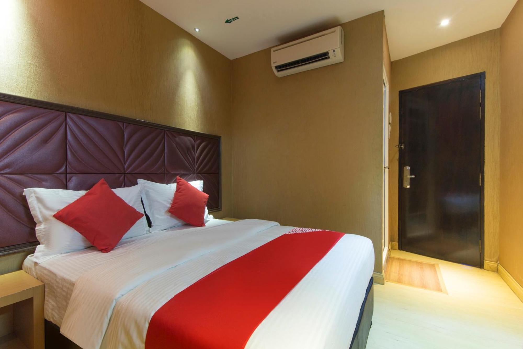 Oyo 90894 Hotel Smc I-City Shah Alam Exterior photo