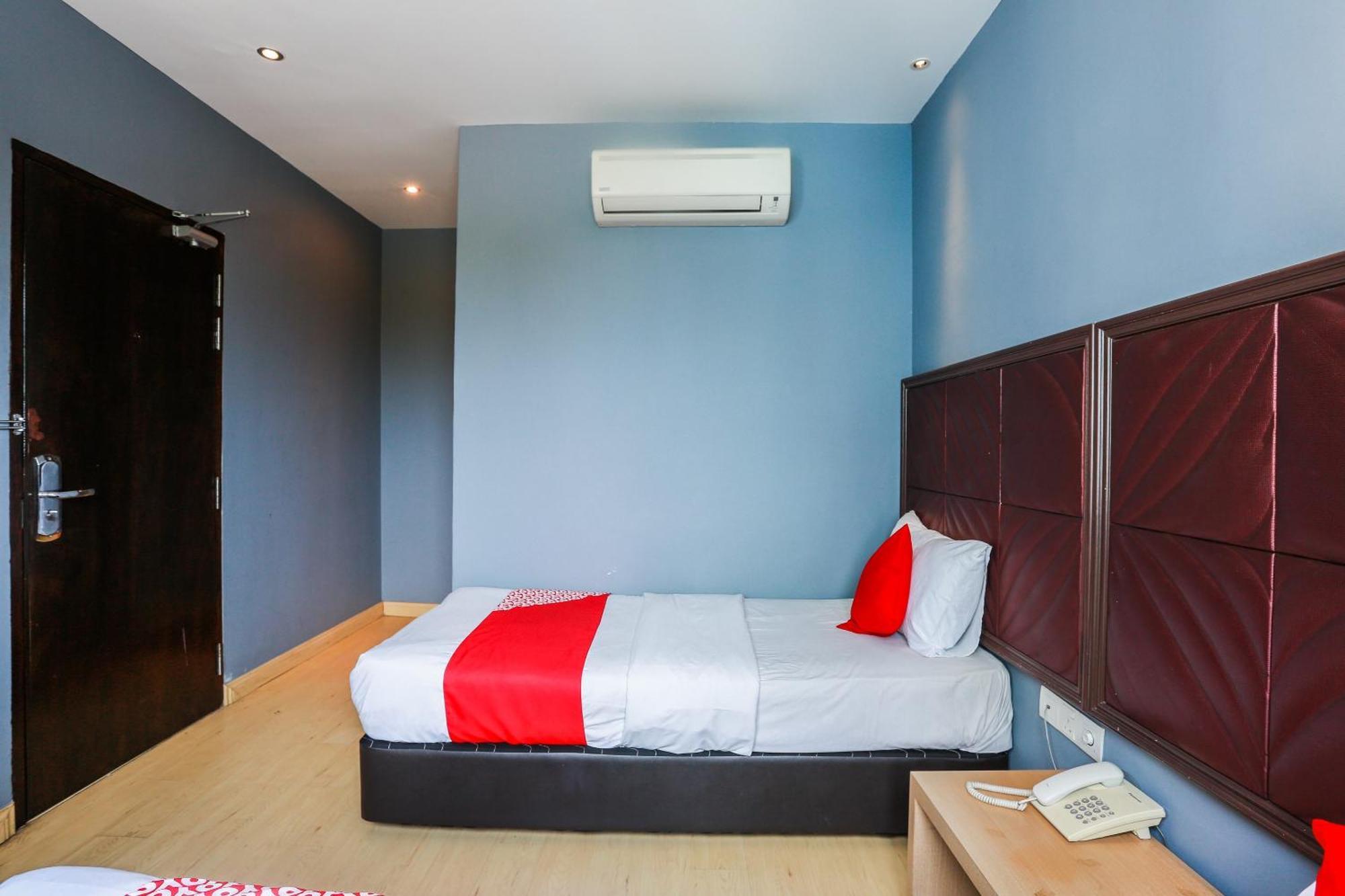 Oyo 90894 Hotel Smc I-City Shah Alam Exterior photo