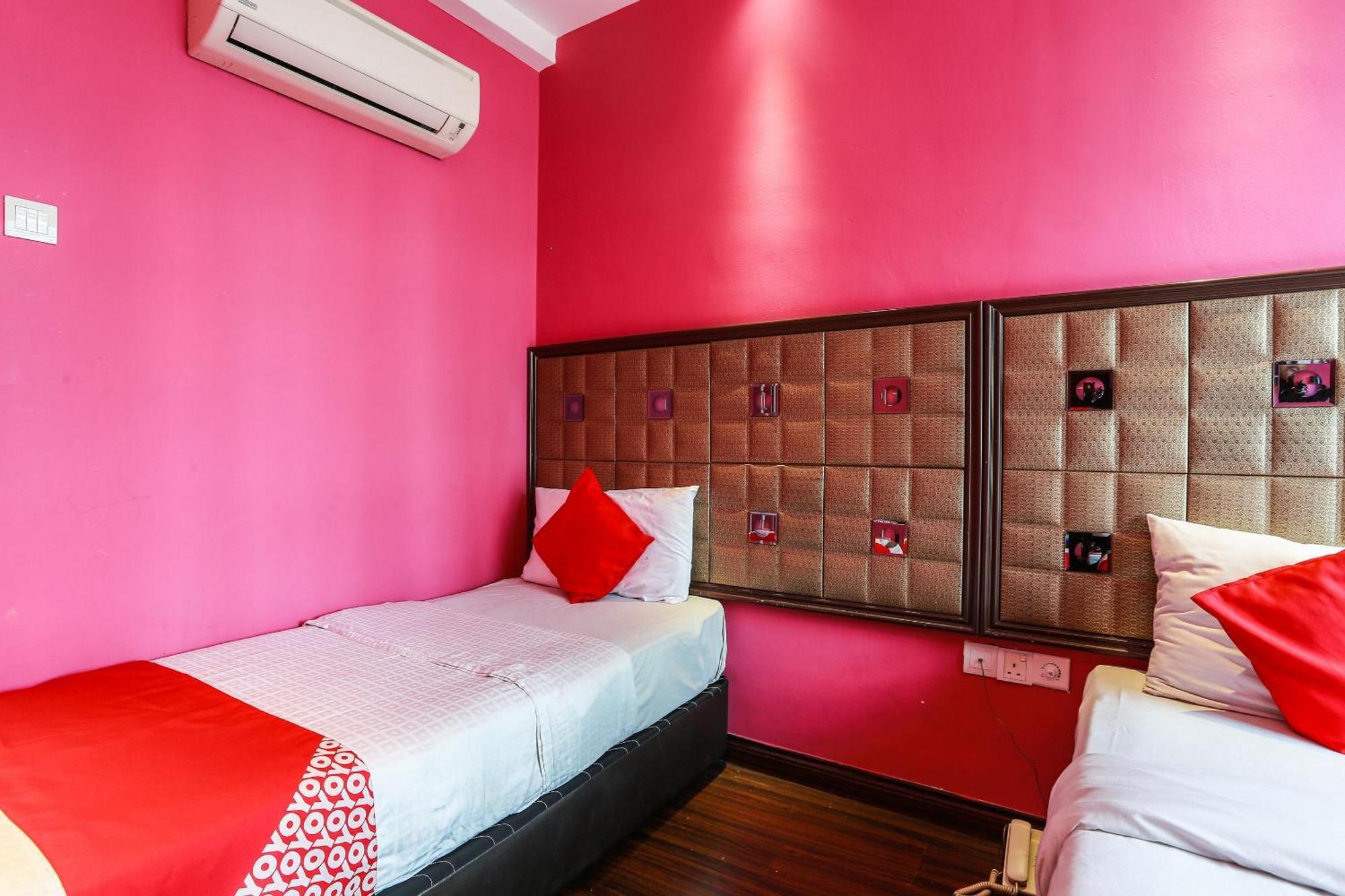 Oyo 90894 Hotel Smc I-City Shah Alam Exterior photo