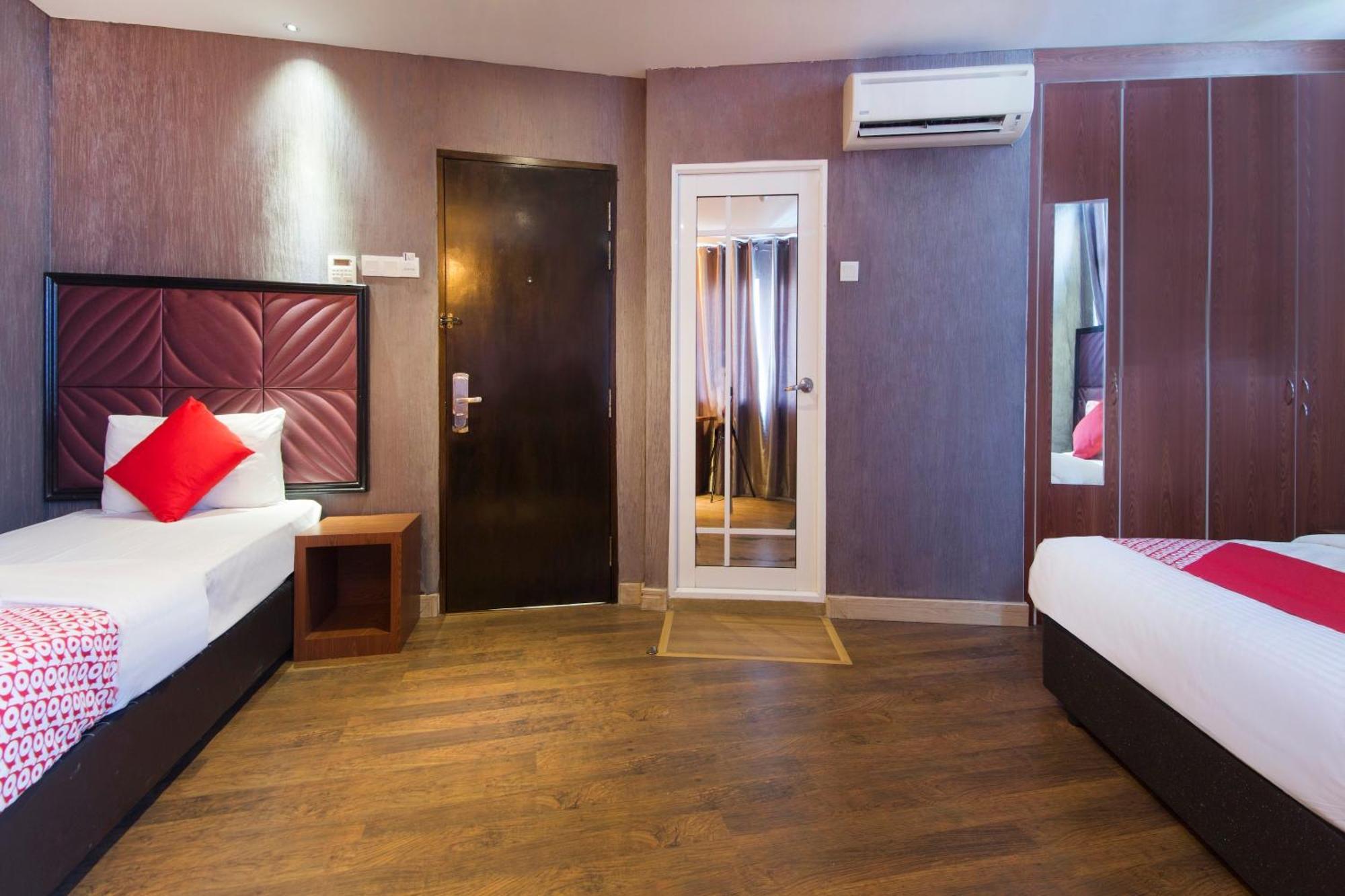 Oyo 90894 Hotel Smc I-City Shah Alam Exterior photo