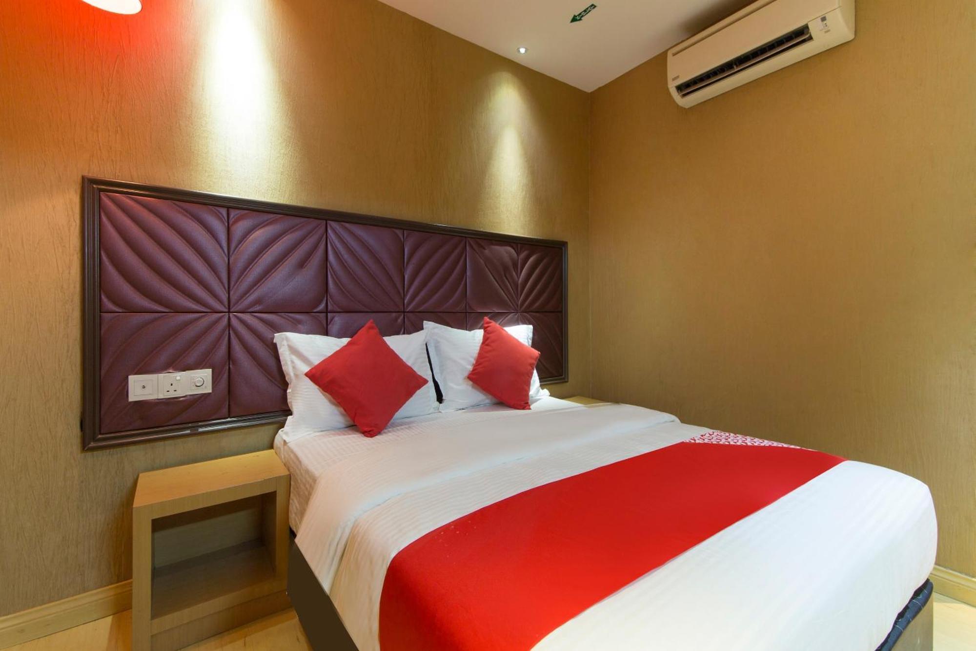 Oyo 90894 Hotel Smc I-City Shah Alam Exterior photo